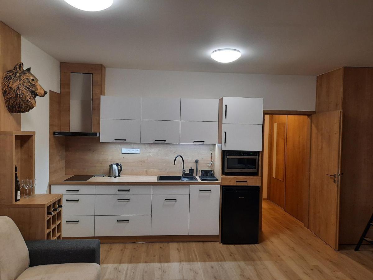 Apartment Vlci Nora Horni Marsov