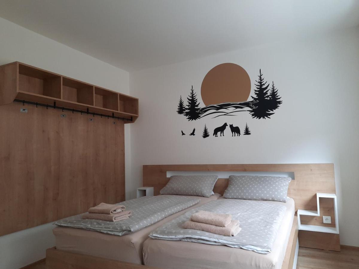 Apartment Vlci Nora *