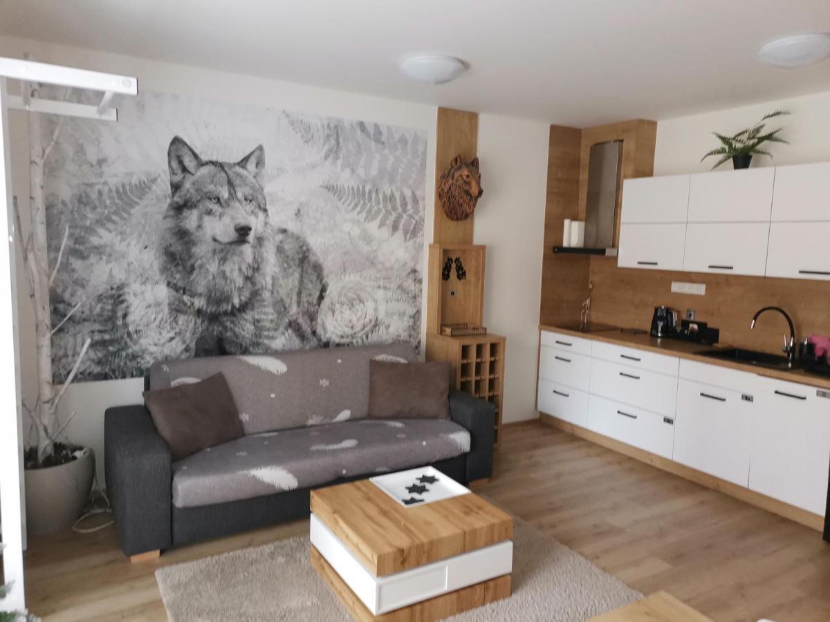 Apartment Vlci Nora *