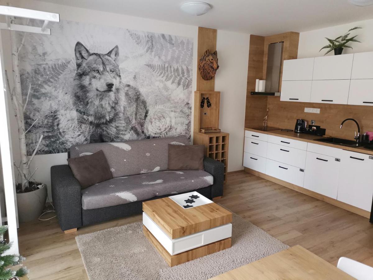 Apartment Vlci Nora *